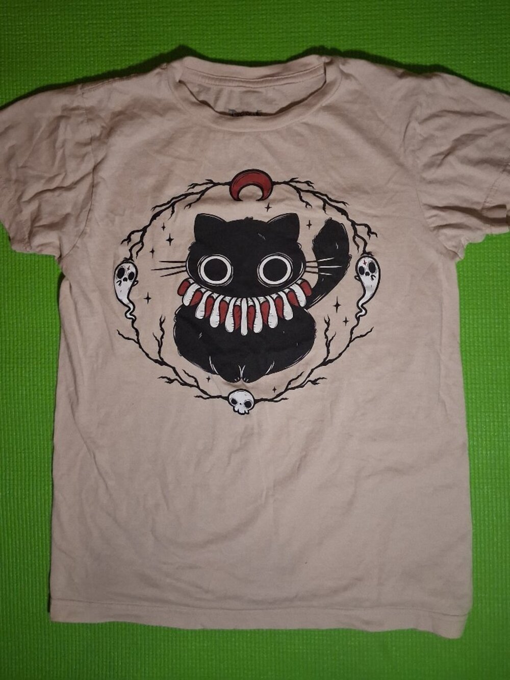 PVMPKIN ART by Goodie Two Sleeves Indie Artist Circus Cat Tee